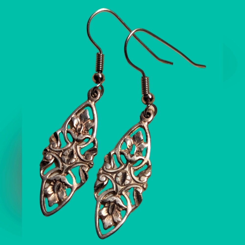 Vintage Sterling Filigree Earrings